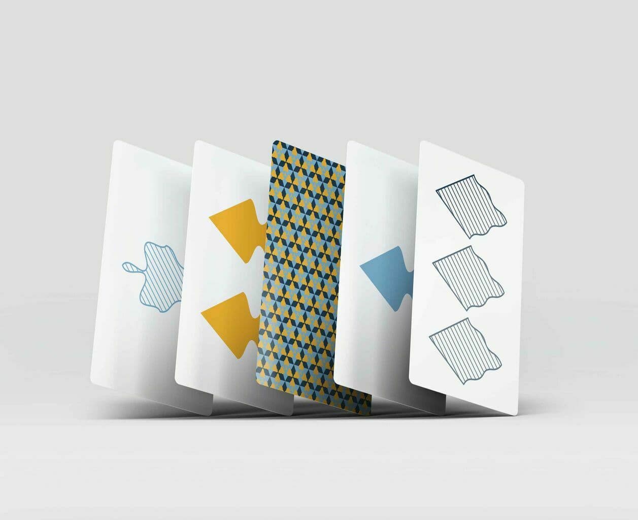 Poster for challenge: 挑选卡牌